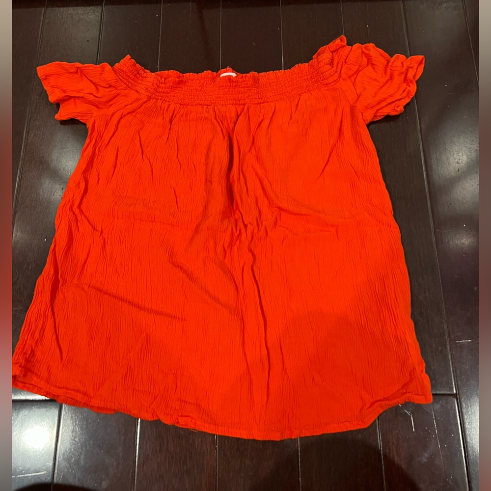 Old navy off the shoulder strapless top